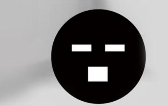 screen is smooth without creases