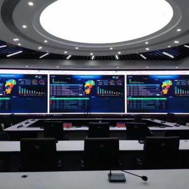 Fine pitch led display