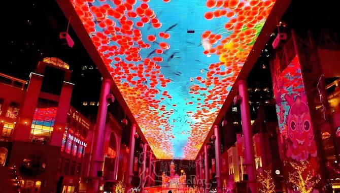 shopping center atrium led display